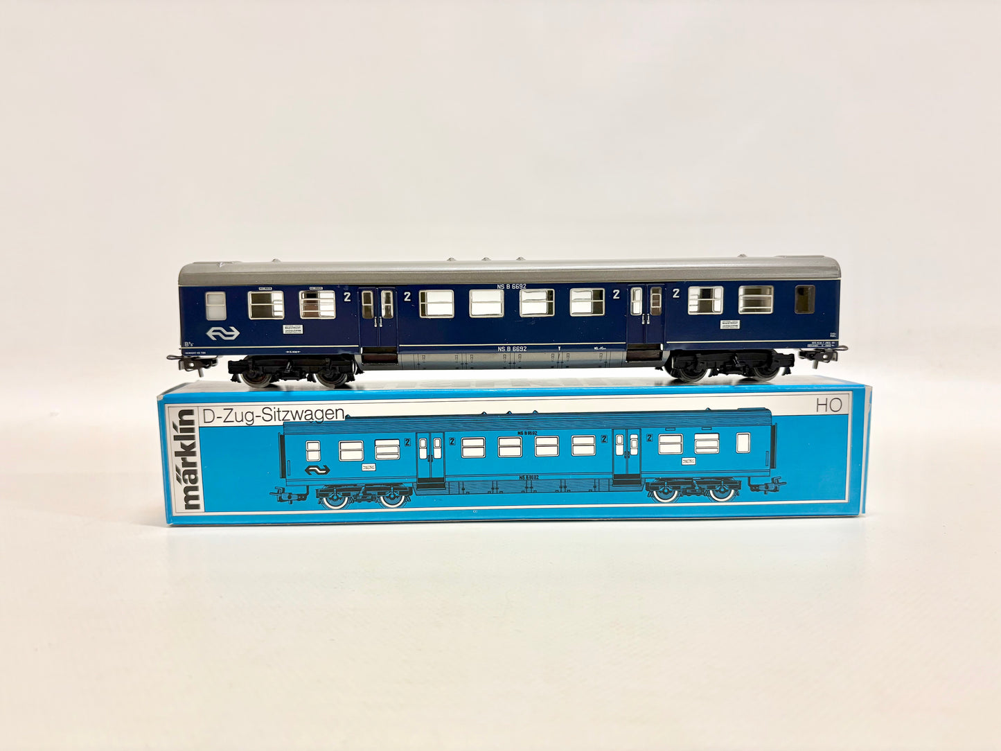 Märklin 4049 D-Zug Sitzwagen Personenwagen NS AC H0