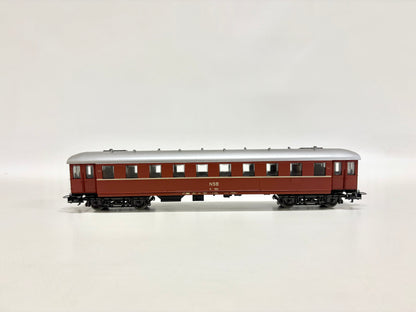 Märklin 4243 Norwegischer Schnellzugwagen NSB AC H0