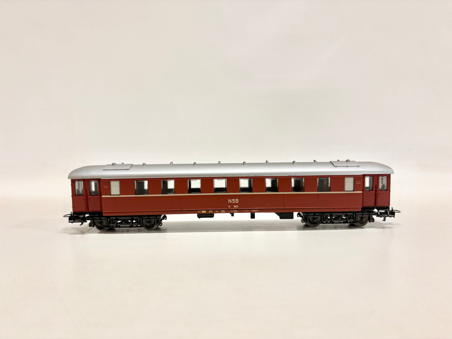 Märklin 4243 Norwegischer Schnellzugwagen NSB AC H0