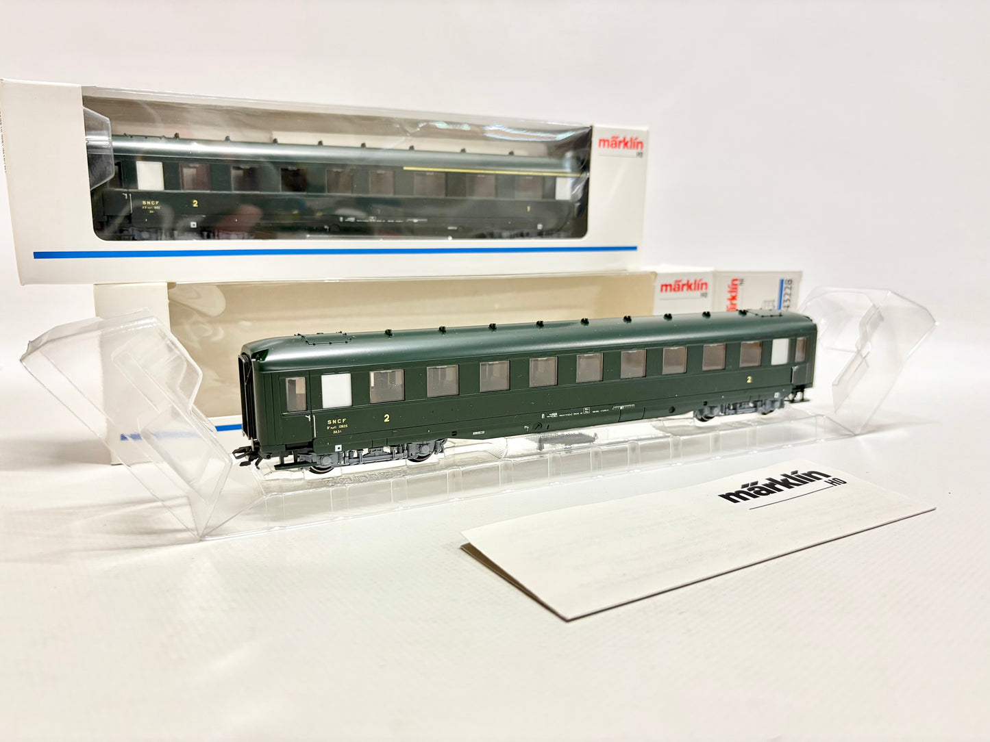 Märklin 43228 43218 Schürzenwagen Personenwagen SNCF AC H0