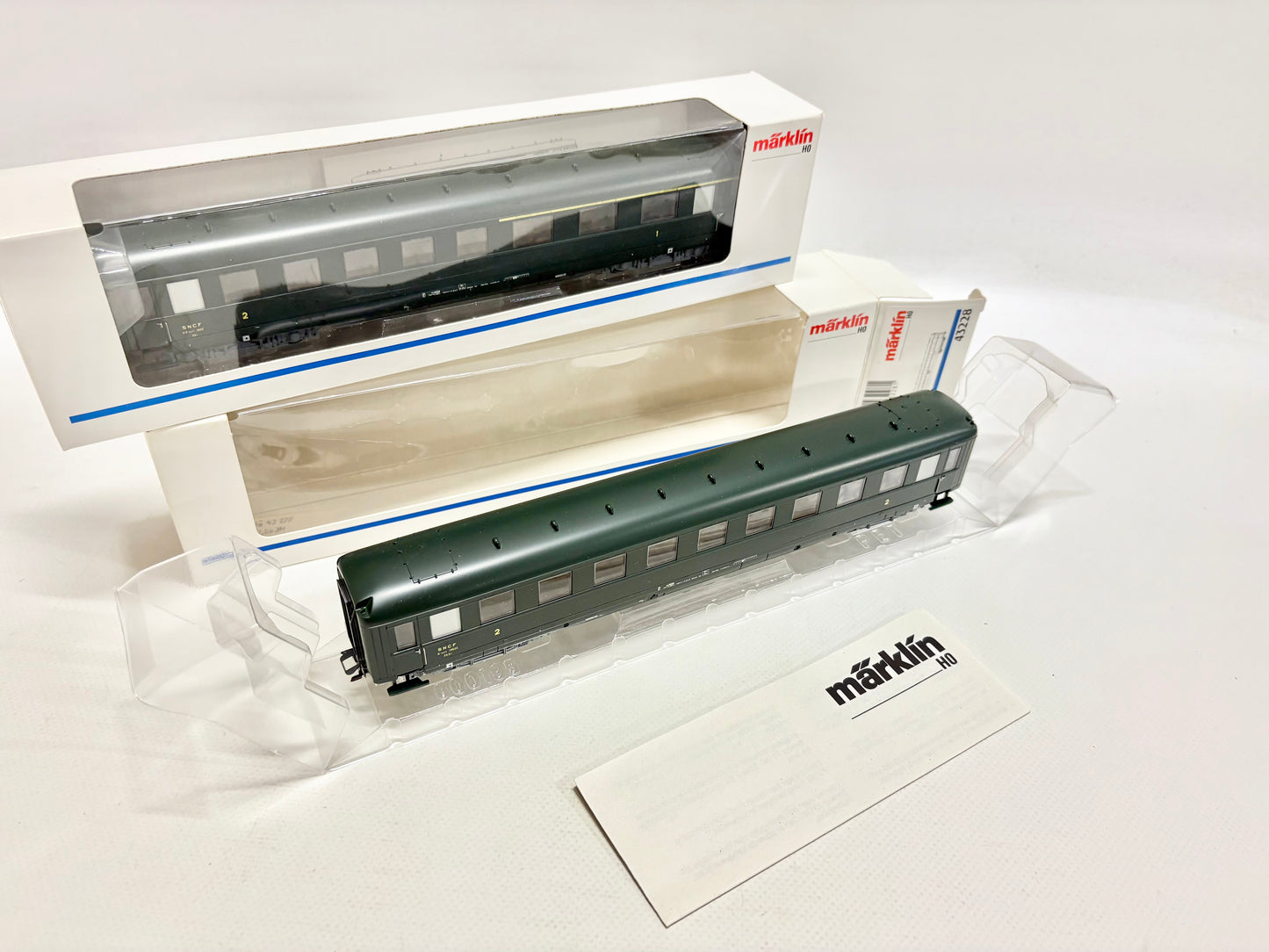 Märklin 43228 43218 Schürzenwagen Personenwagen SNCF AC H0