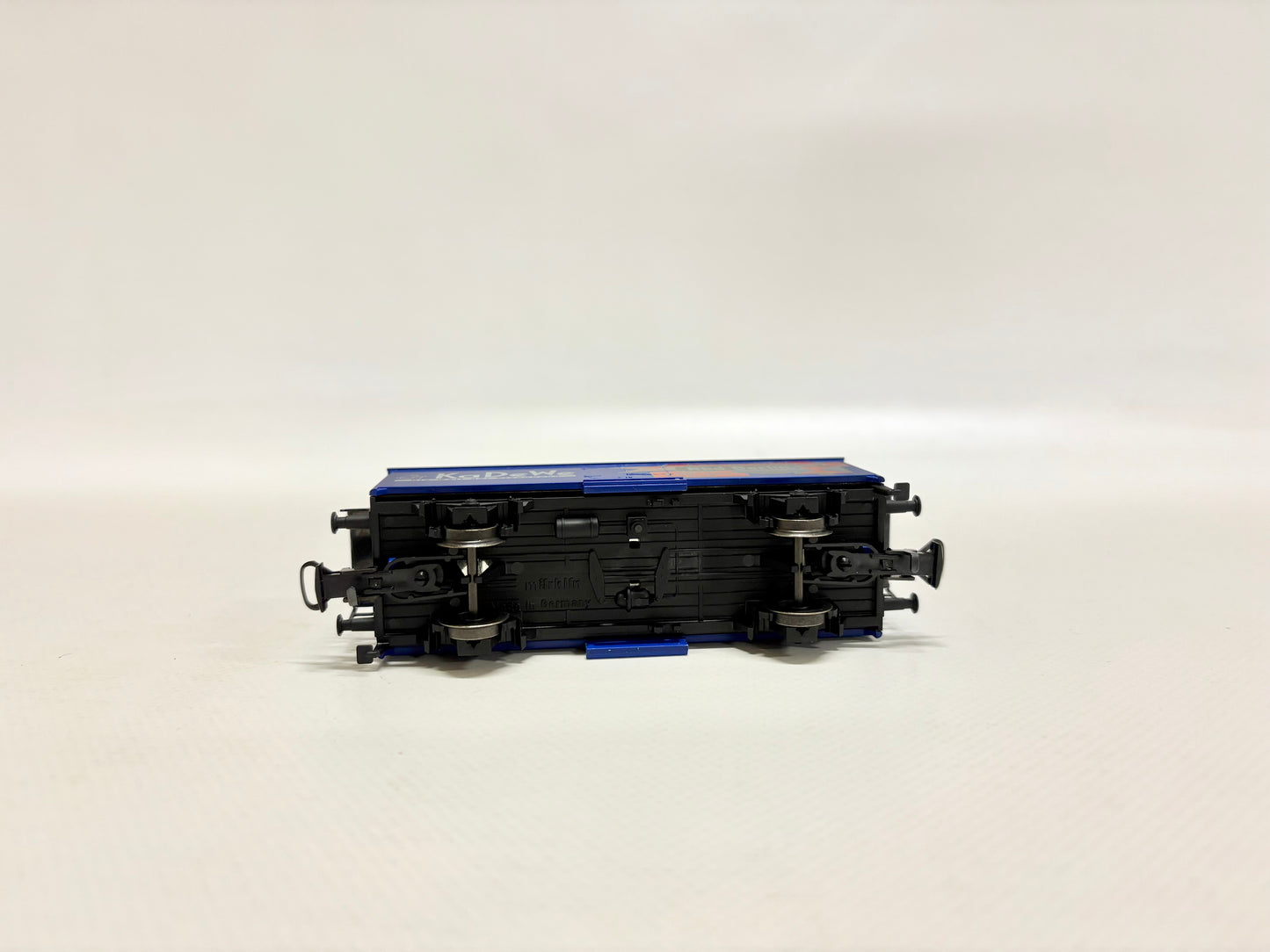 Märklin SoMo KaDeWe Kühlwagen in Blechbox AC H0