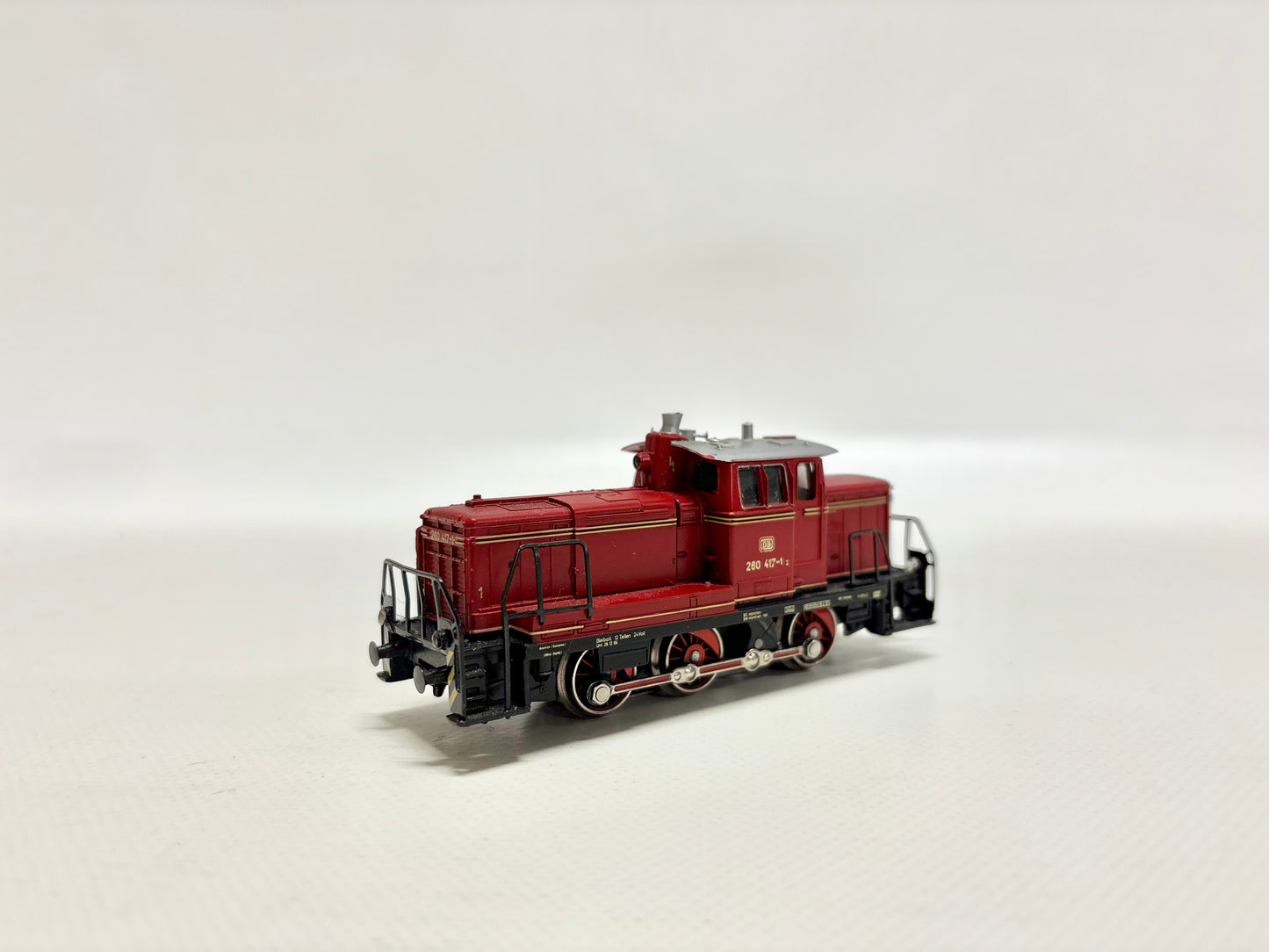Märklin 3065 Diesellok BASTLER Br 260 417-1 DB AC H0