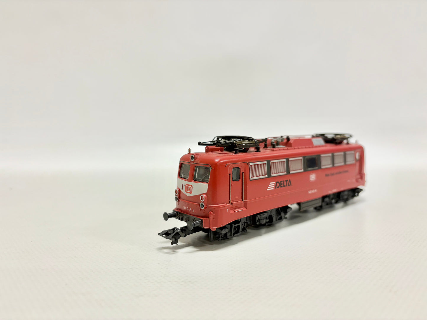 Märklin 3331 Digital E-Lok Br 140 045-6 DB AC H0