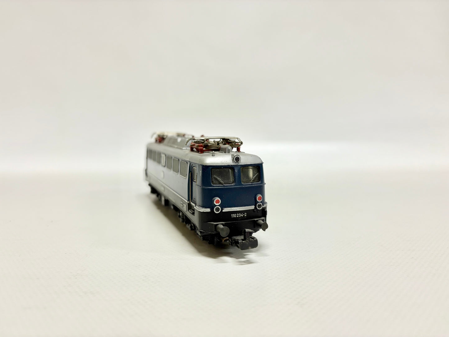 Märklin 3039 E-Lok Br 110 234-2 DB AC H0