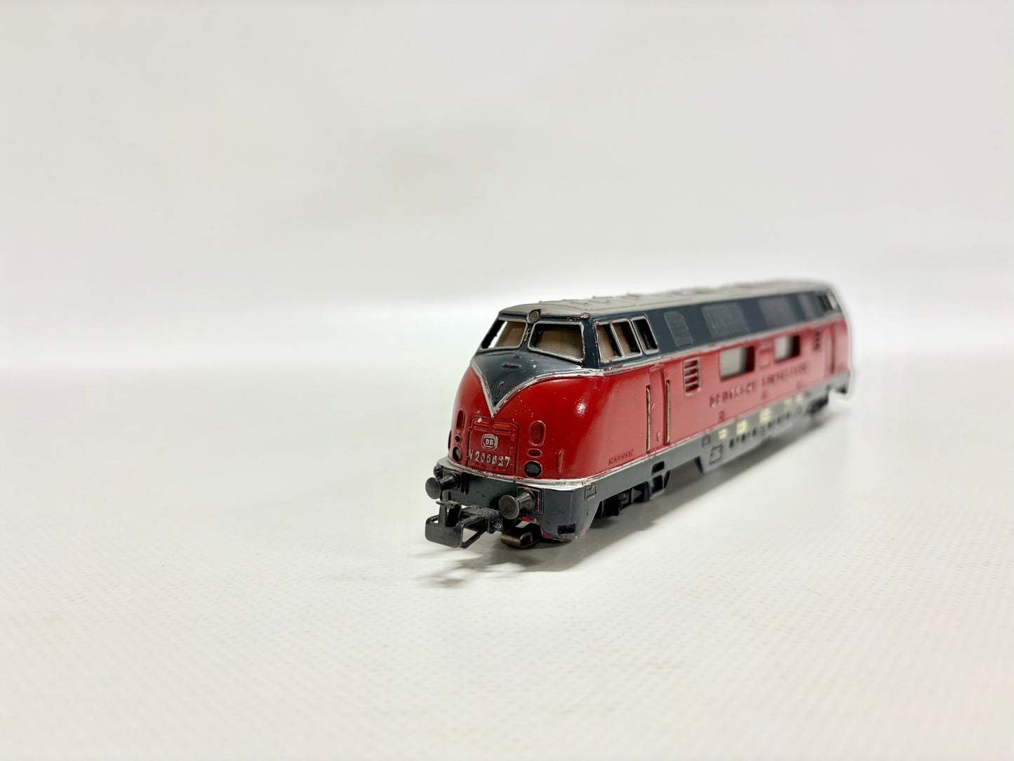 Märklin 3021 Diesellok V200 027 DB AC H0