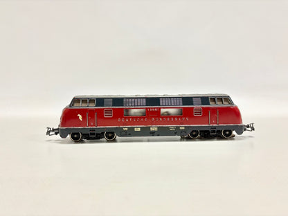 Märklin 3021 Diesellok V200 027 DB AC H0