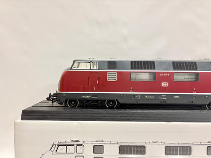 Märklin 55800 Digital + Sound Diesellok Br 220 007-9 DB Spur 1