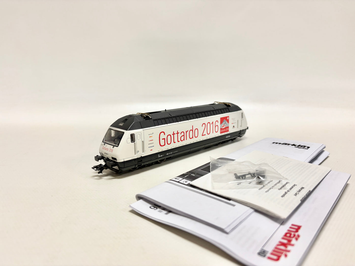 Märklin 31016 Mfx+ Digital & Sound E-Lok Doppelpackung "Gottardo 2016" SBB AC H0