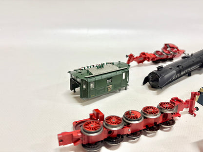 Märklin Bastler Konvolut Fahrgestelle & Gehäuse usw. AC H0