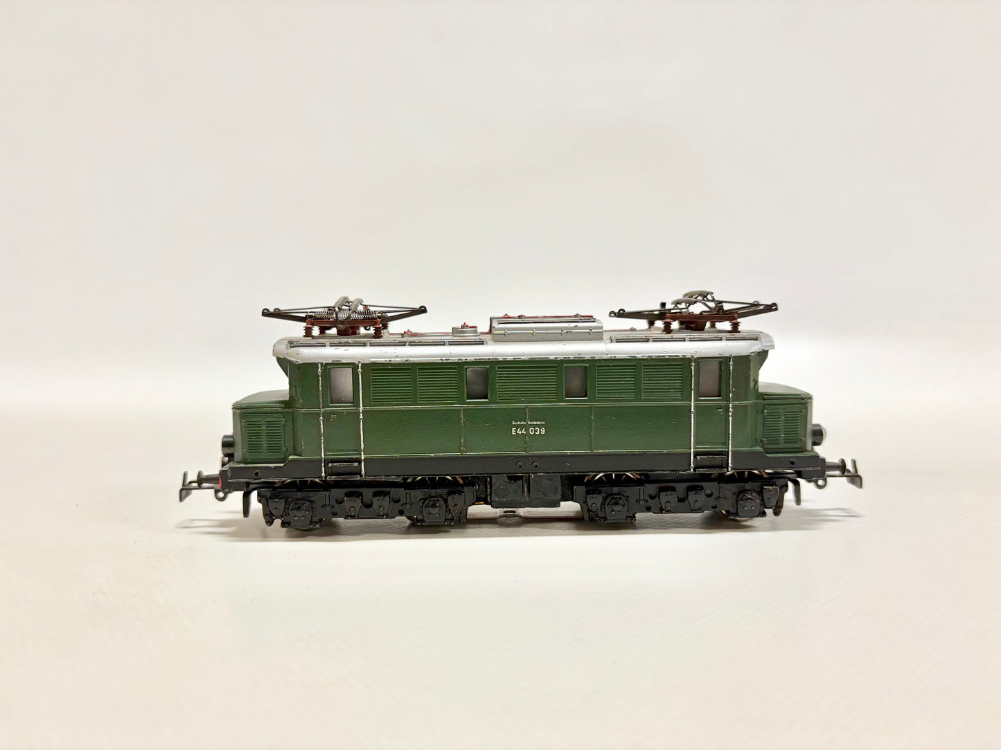 Primex/ Märklin 3008 E-Lok Br E44 039 DB AC H0