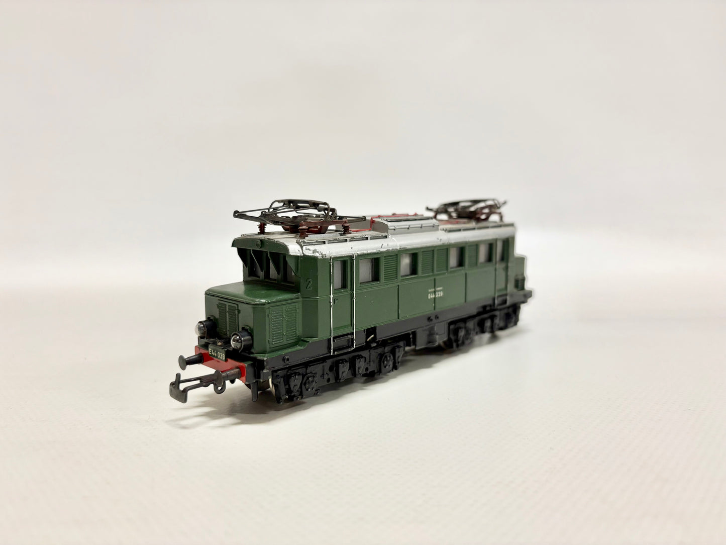 Primex/ Märklin 3008 E-Lok Br E44 039 DB AC H0