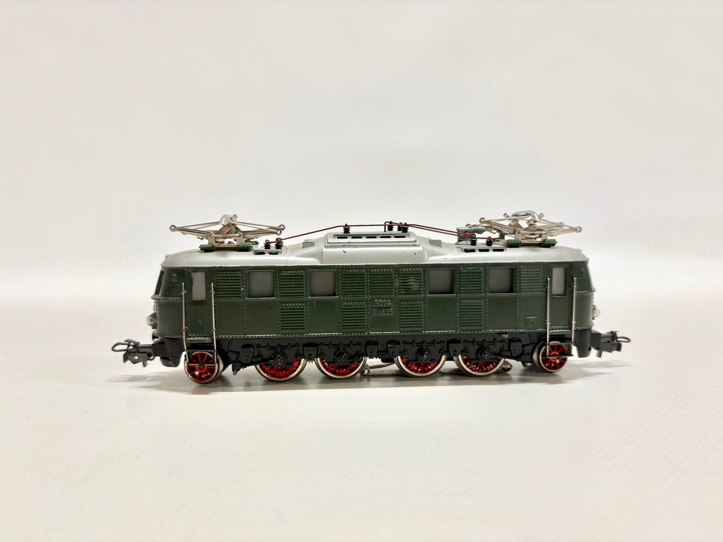 Märklin 3024 Digital-Umbau E 18 35 DB AC H0