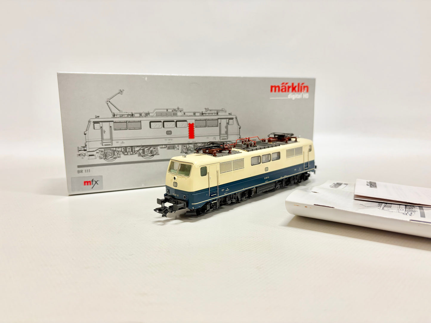 Märklin 37316 Mfx-Digital + Sound E-Lok Br 111 147-0 DB AC H0