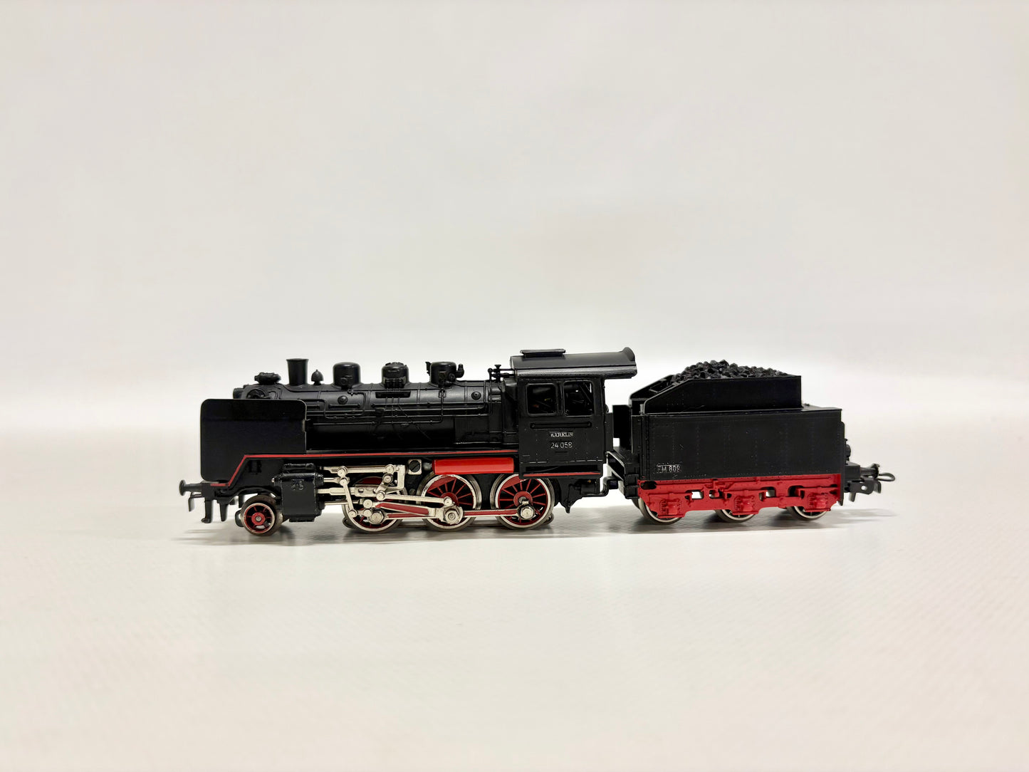 Märklin 3003 Dampflok Br 24 058 DB AC H0