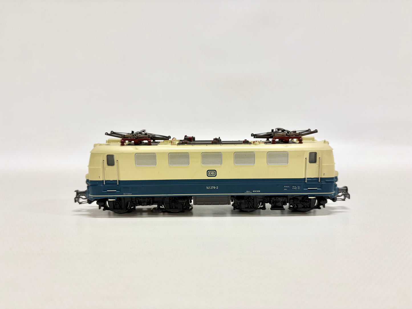 Märklin 3034 E-Lok Br 141 278-2 DB AC H0