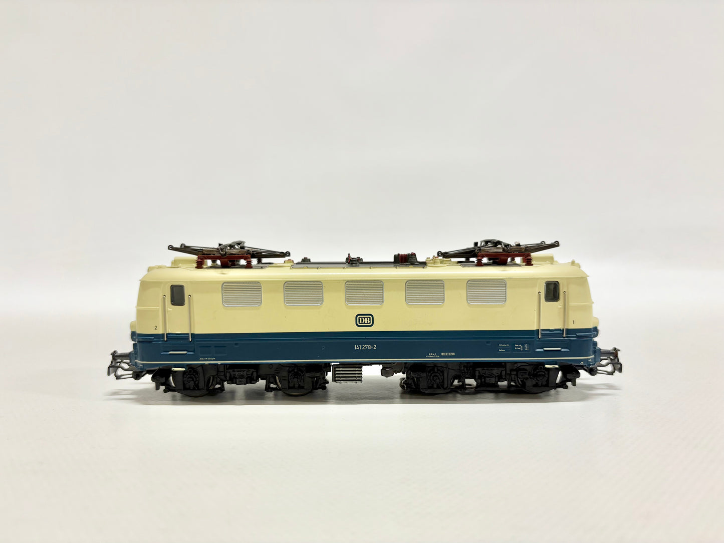 Märklin 3034 E-Lok Br 141 278-2 DB AC H0
