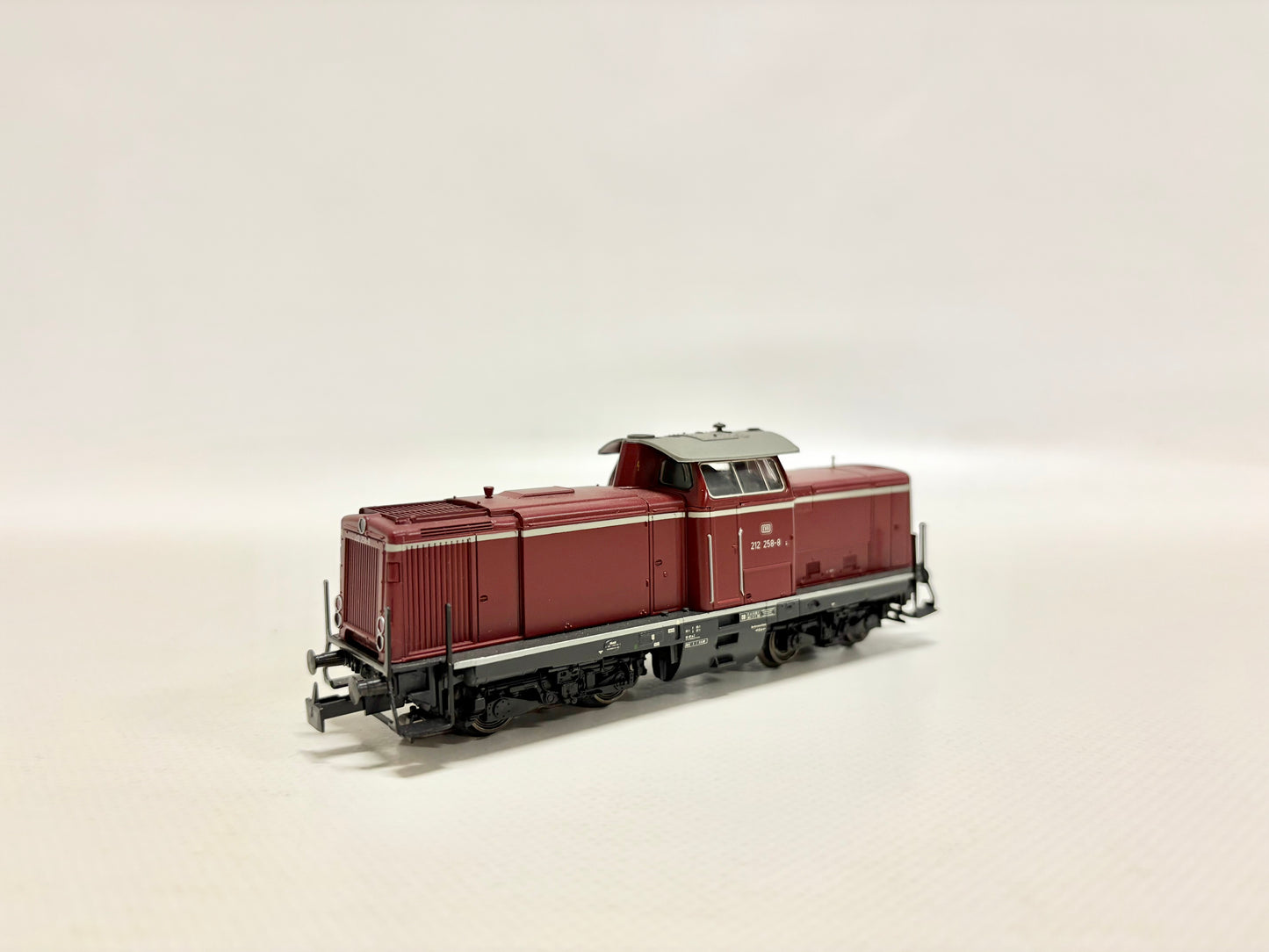 Märklin 3072 Diesellok Br 212 258-8 DB AC H0
