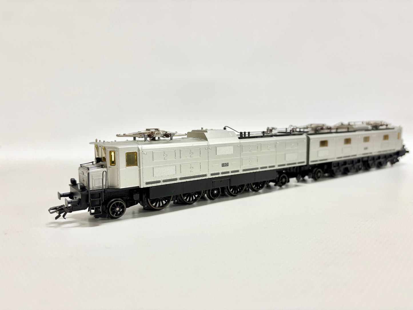 Märklin 33592 Digital E-Lok Ae 8/14 SBB AC H0