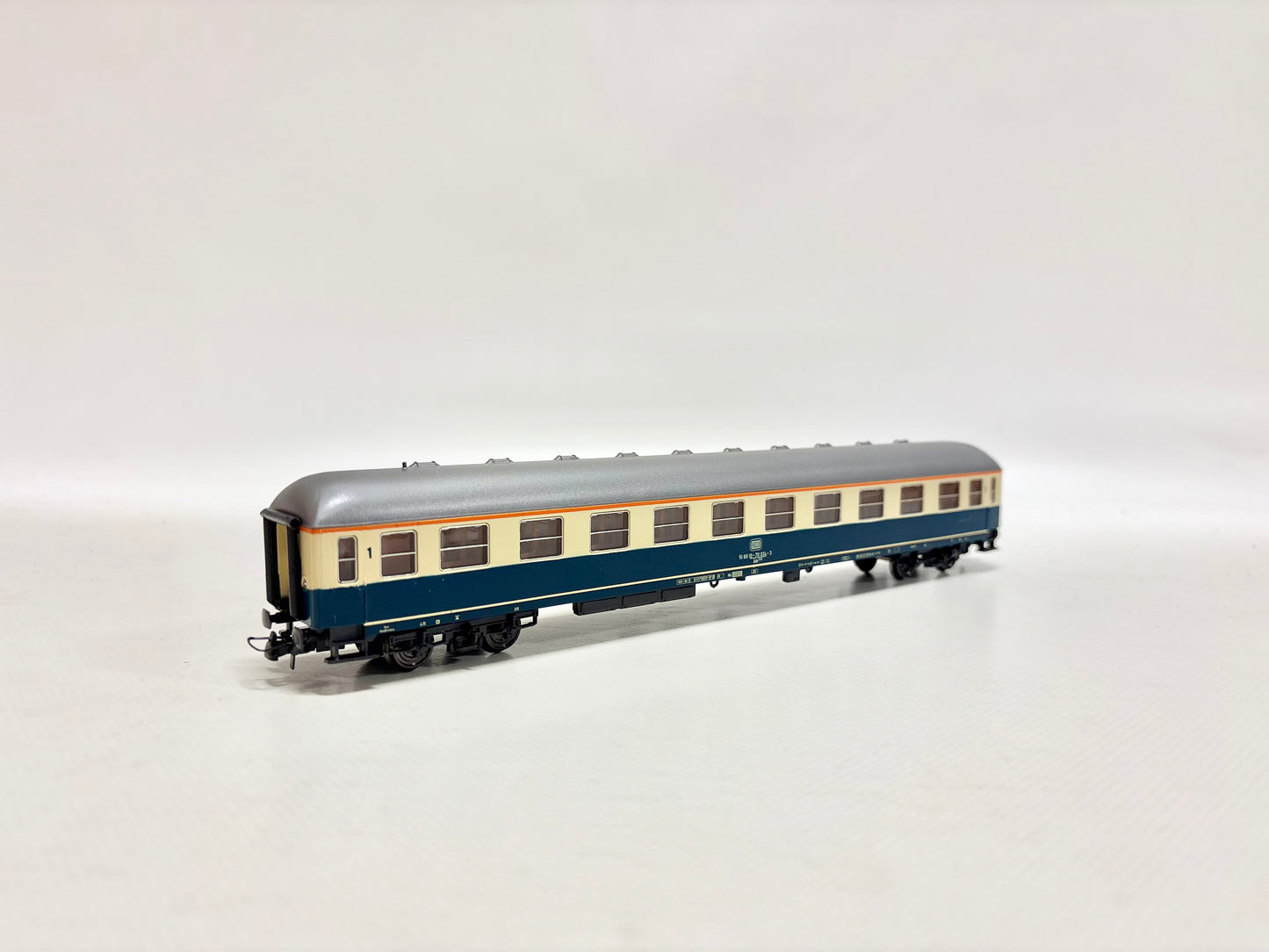 Roco 44391 Personenwagen Schnellzugwagen DB DC H0