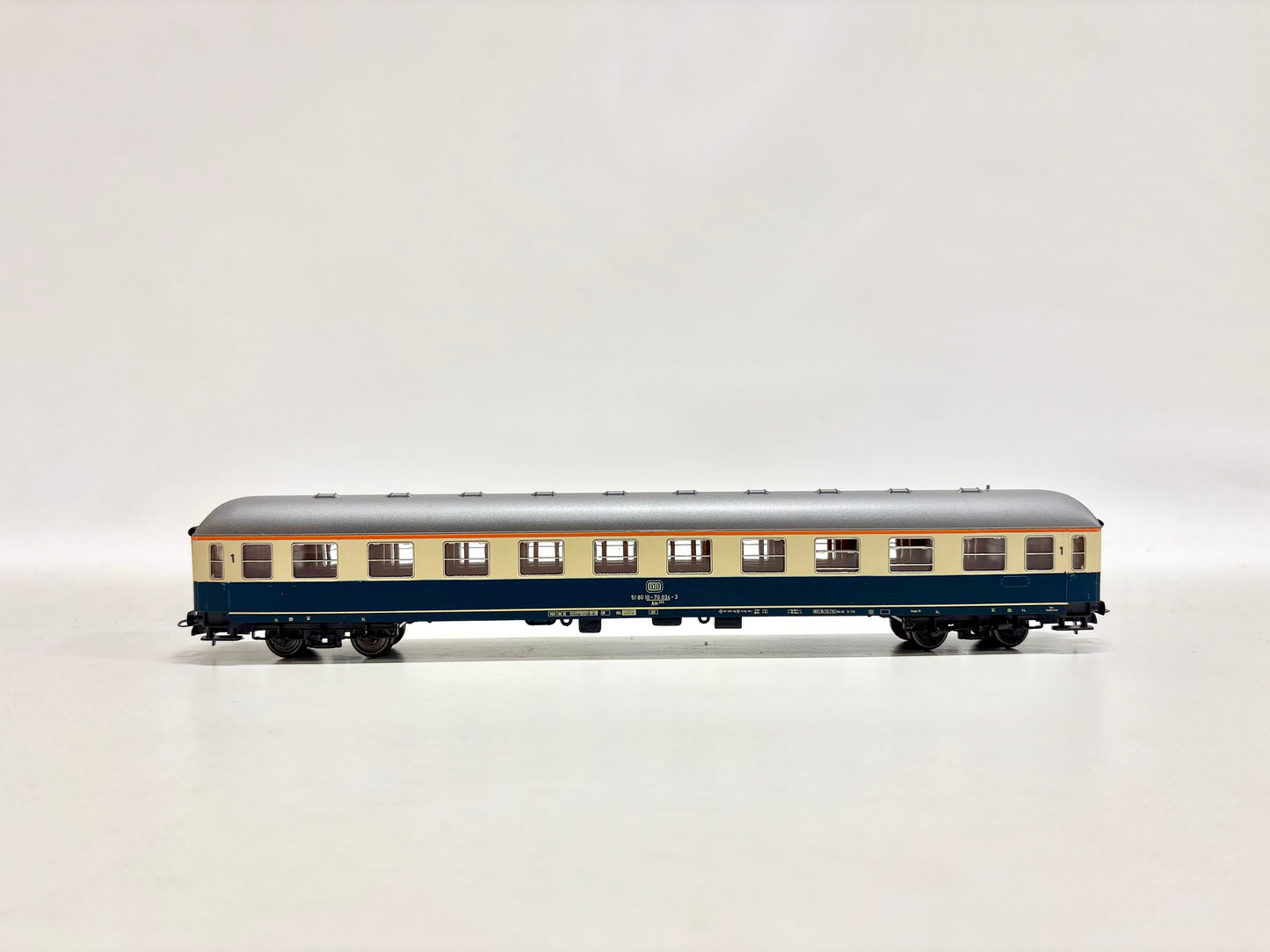 Roco 44391 Personenwagen Schnellzugwagen DB DC H0