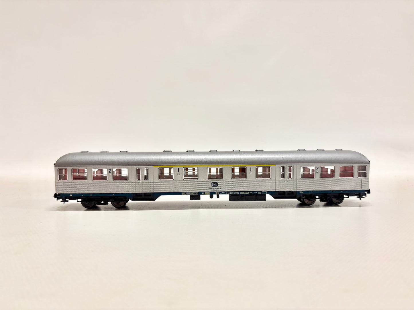 Roco 4266S Personenwagen Silberling Nahverkehrswagen DB DC H0