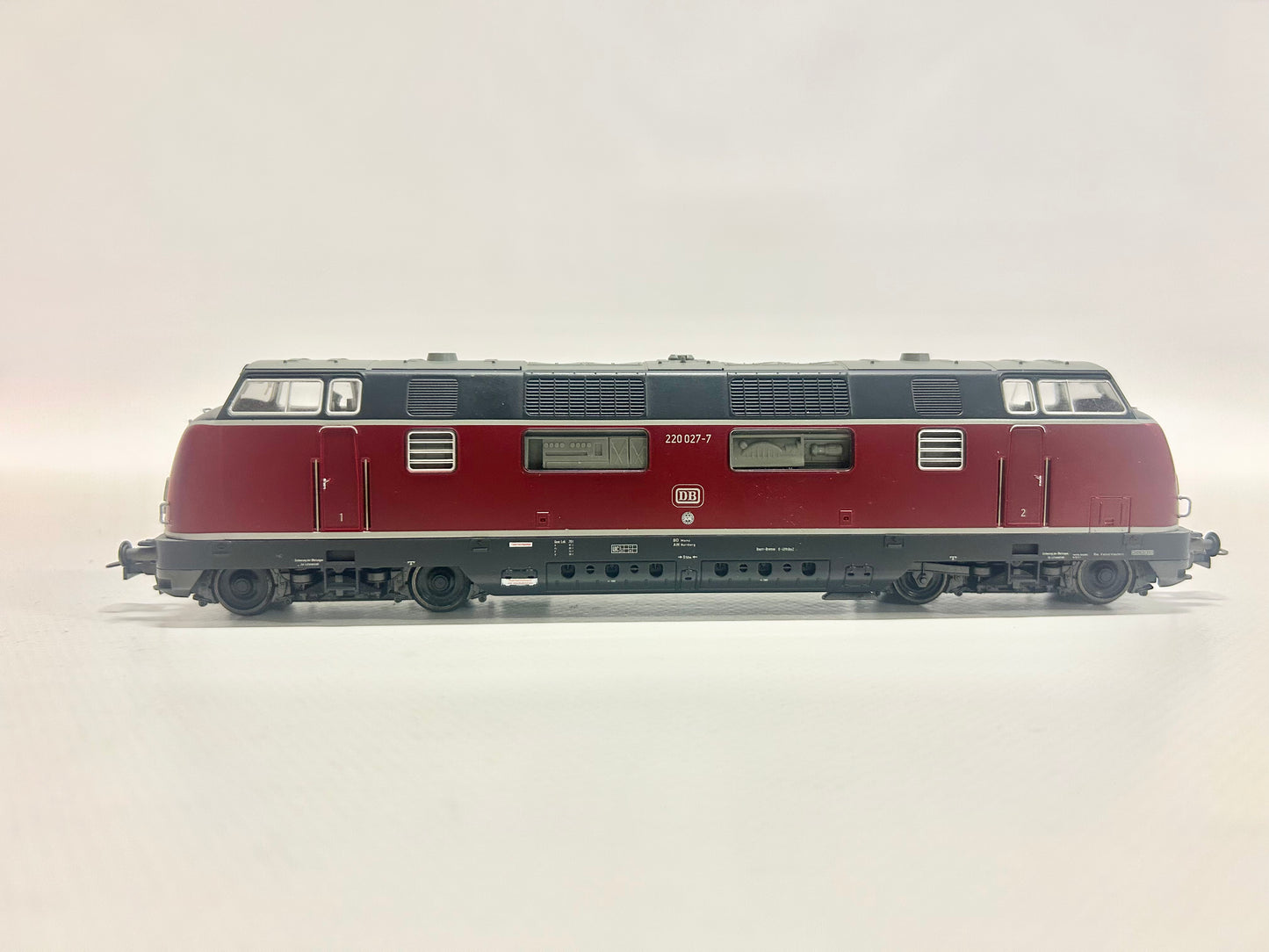 Roco 43523 Diesellok Br 220 027-7 DB DC H0