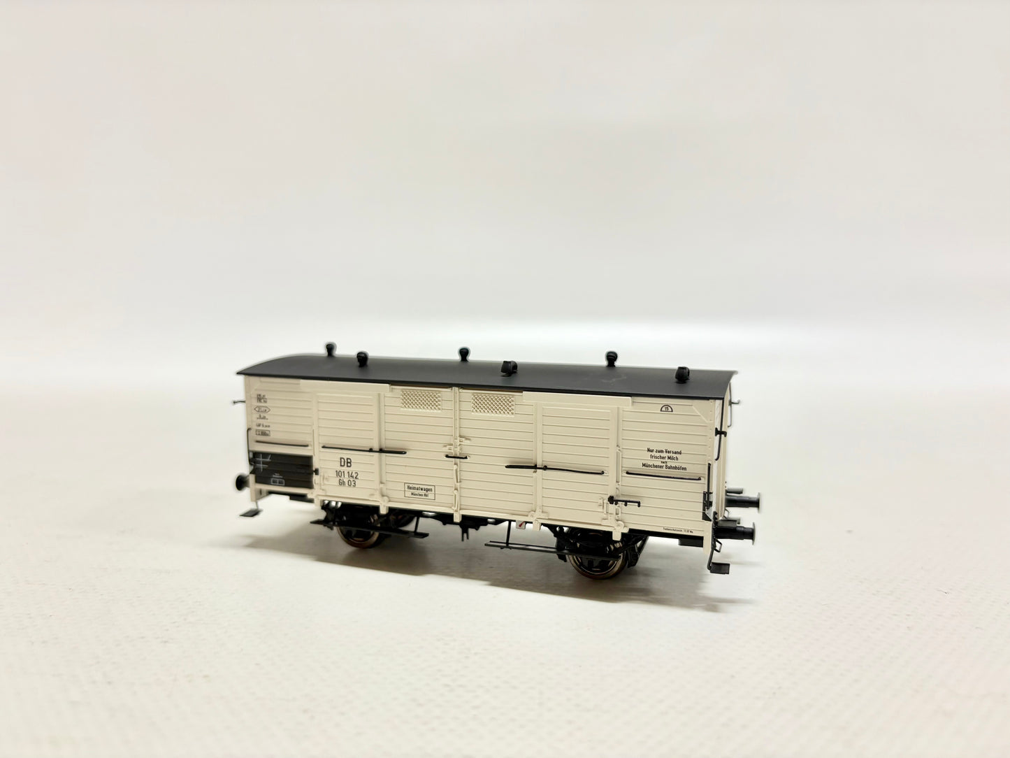 Brawa 48652 Güterwagen Gedeckter Güterwagen Milchwagen DRG DC H0