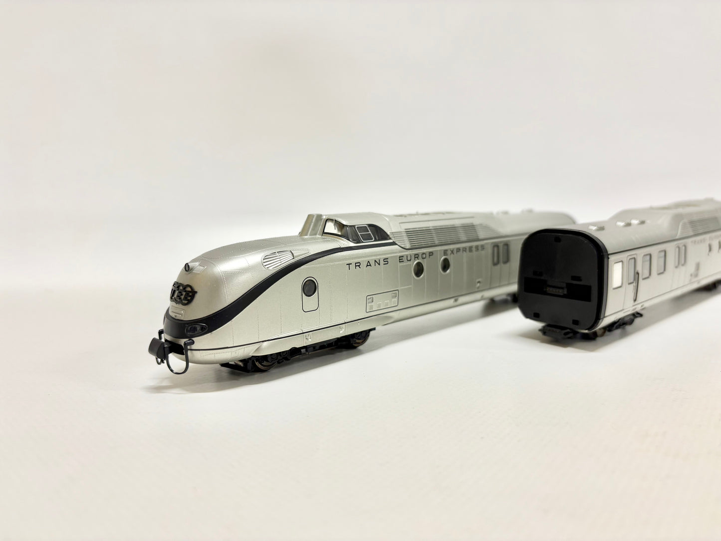 Märklin 37609 Digital + Sound Dieseltriebwagen VT11.5 TEE DB AC H0