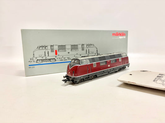 Märklin 3780 Mfx-Digital Umbau + Sound Diesellok Br 220 007-9 DB AC H0