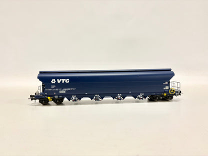 NME 505695 Getreidewagen mit Zugschlussbeleuchtung VTG AC H0