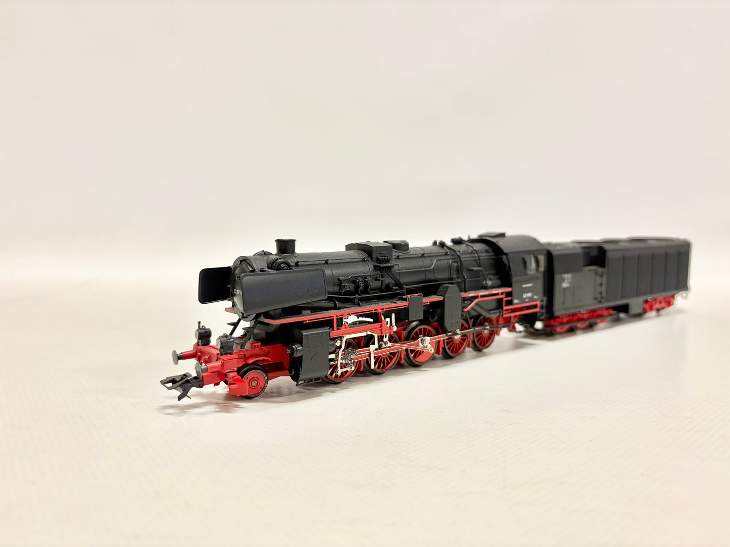 Märklin 37171 Digital Dampflokomotive Br 52 1911 mit Kondenstender DR AC H0