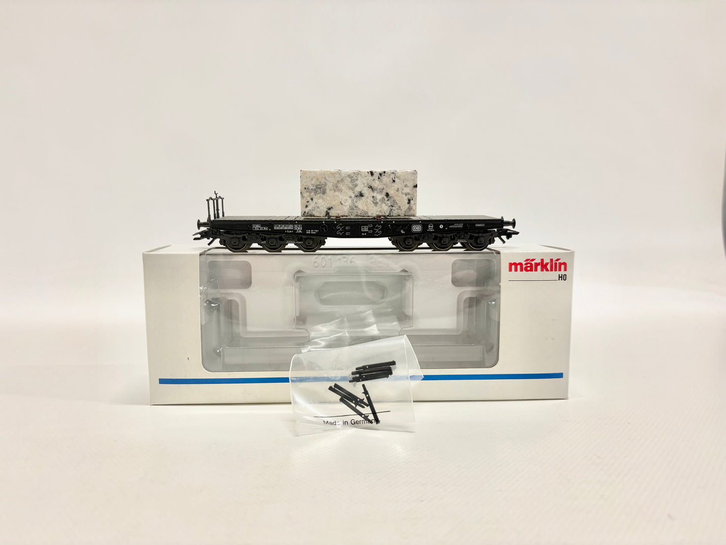 Märklin 48663 Schwerlastwagen mit Granitblock DB AC H0