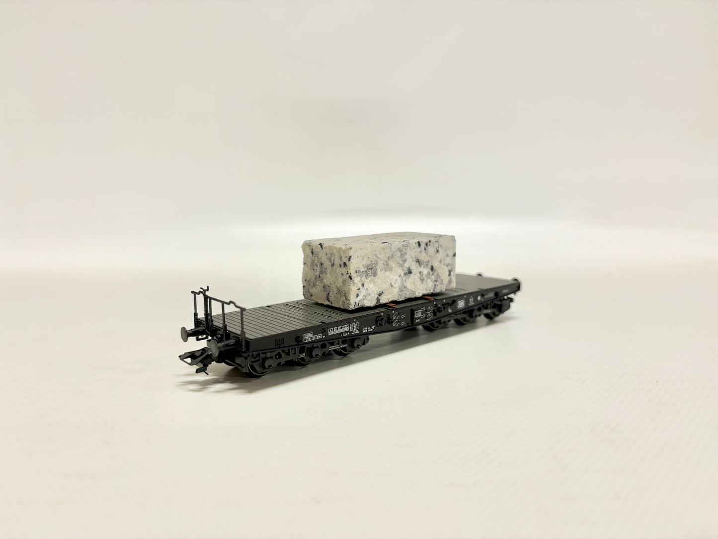 Märklin 48663 Schwerlastwagen mit Granitblock DB AC H0