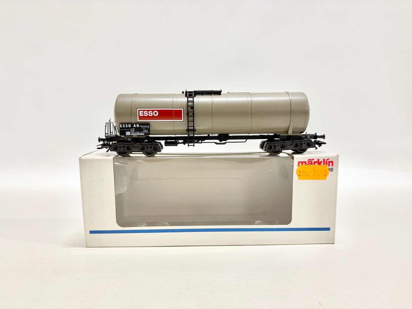 Märklin 4754 Vierachsiger Kesselwagen "Esso" DB AC H0