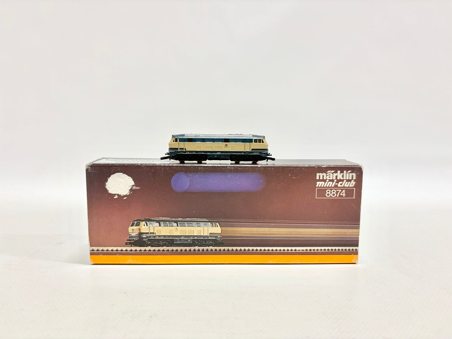 Märklin 8874 Diesellokomotive Br 216 090-1 - ohne Motor DUMMY DB H0