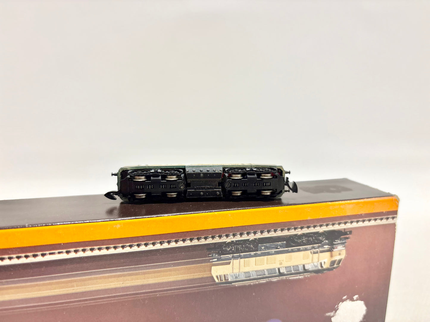 Märklin 8874 Diesellokomotive Br 216 090-1 - ohne Motor DUMMY DB H0