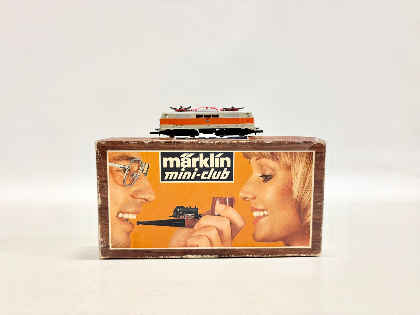 Märklin 8855 Elektrolokomotive Br 111 136-8 DB H0