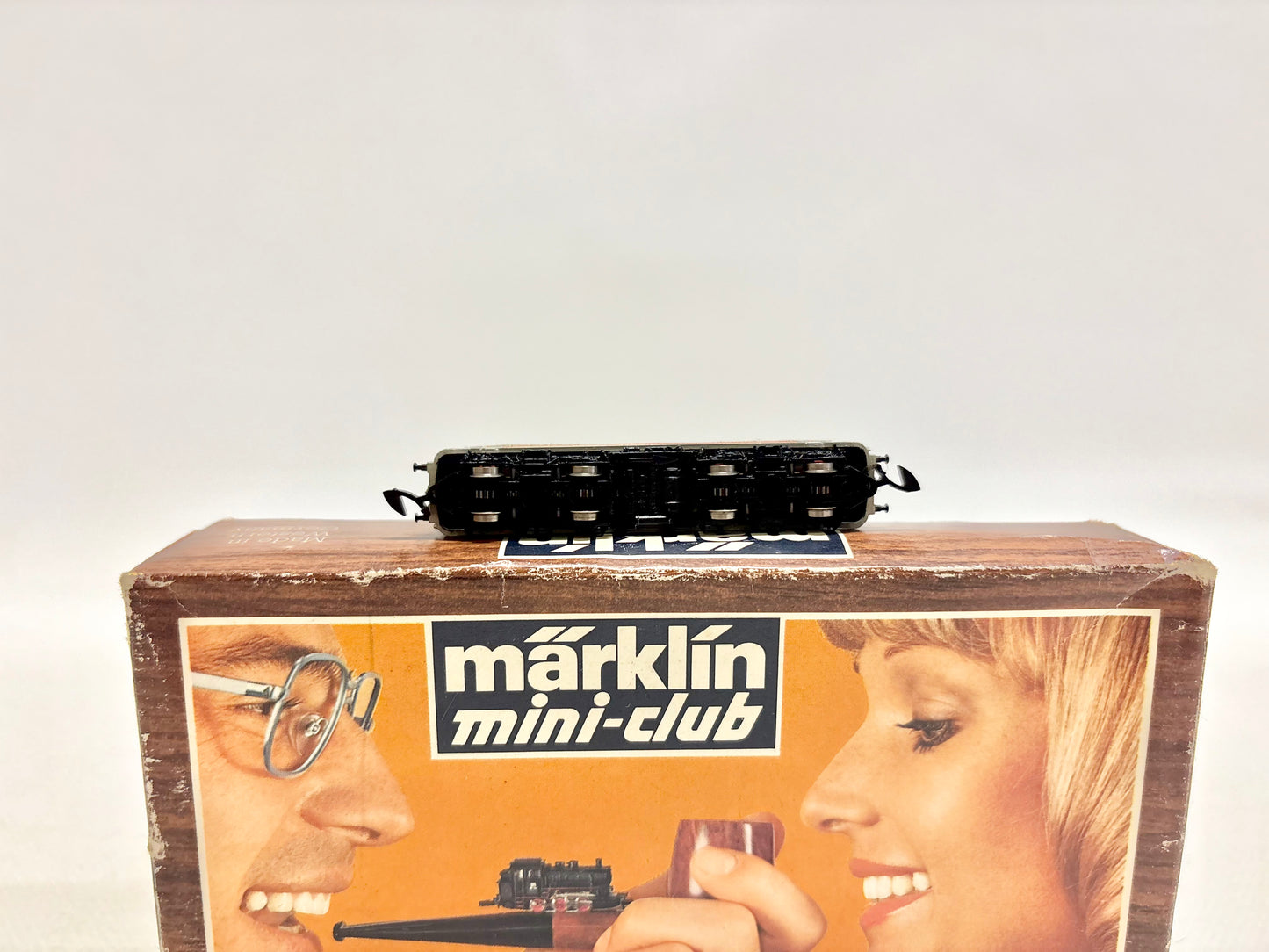 Märklin 8855 Elektrolokomotive Br 111 136-8 DB H0