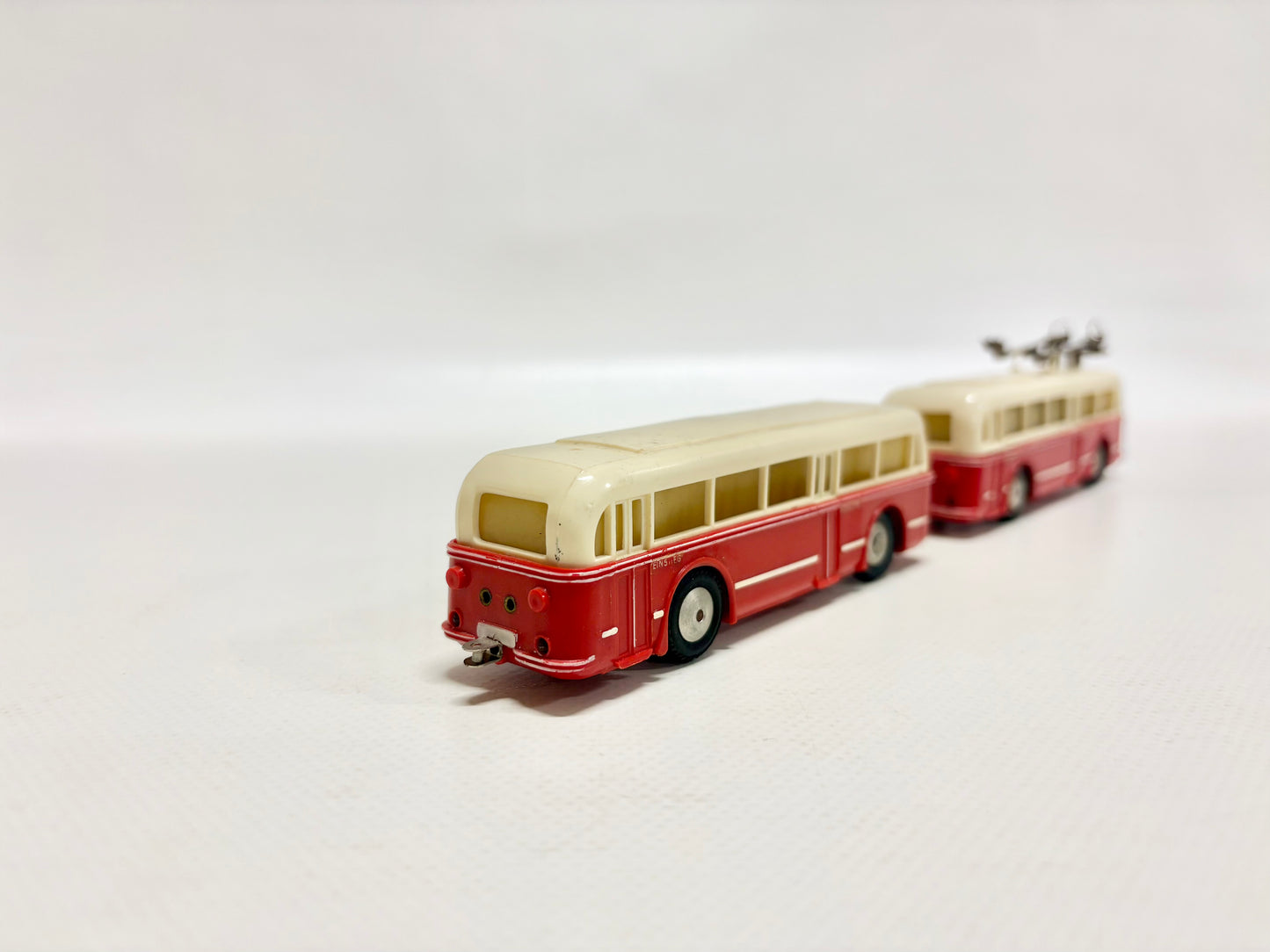 Eheim Trolley Bus mit Anhänger H0