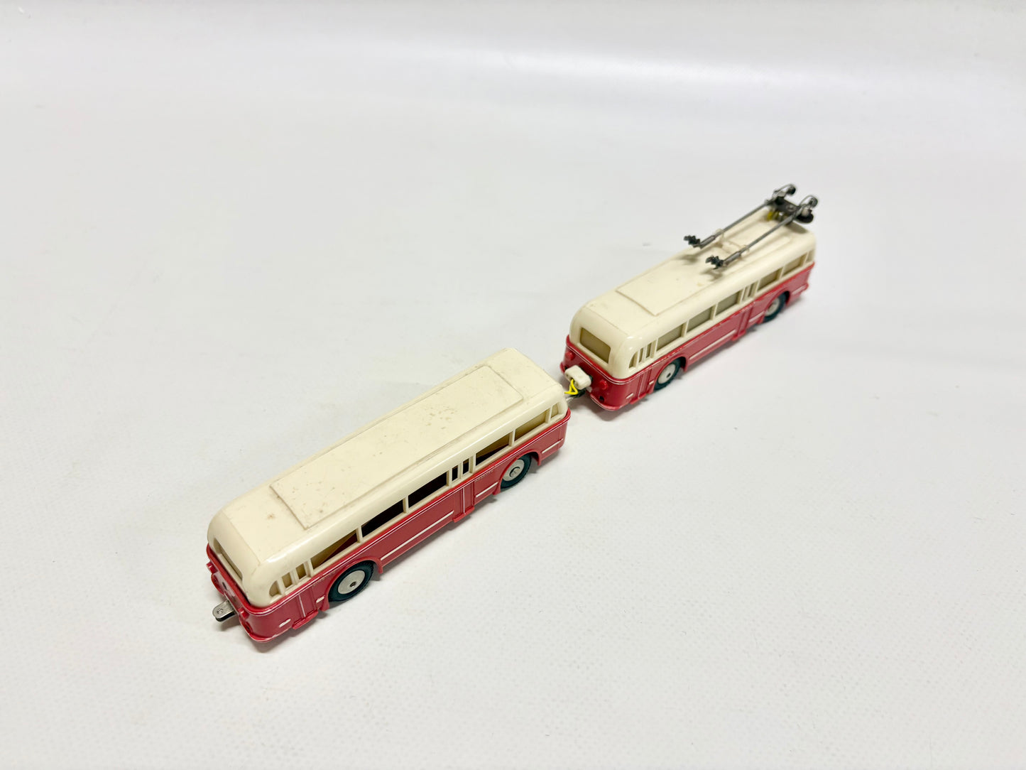 Eheim Trolley Bus mit Anhänger H0