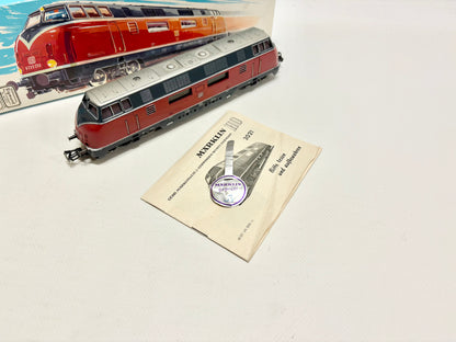 Märklin 3021 Diesellok V200 060 DB AC H0