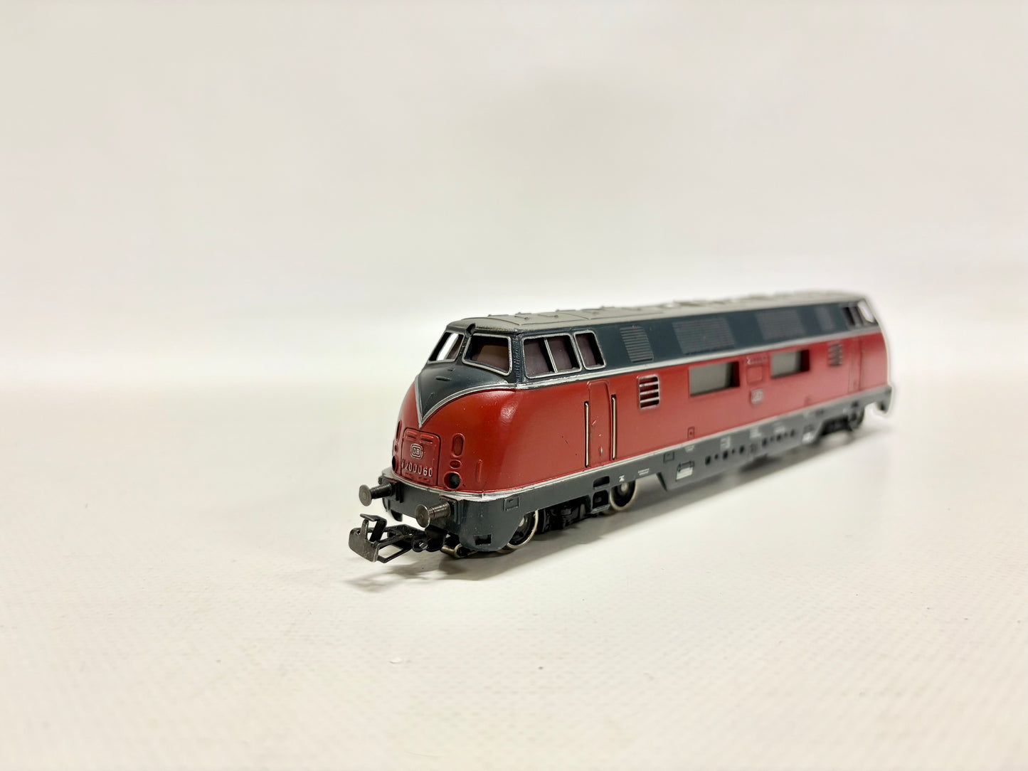 Märklin 3021 Diesellok V200 060 DB AC H0