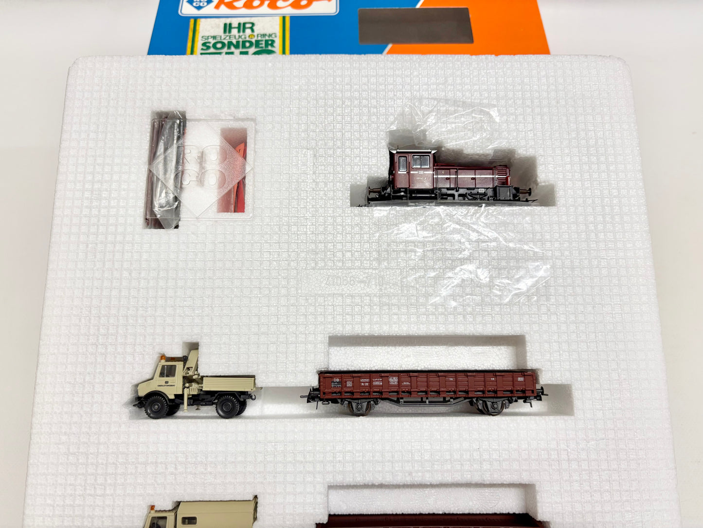 Roco 41066 Zugpackung Bauzug mit Diesellok Köf Br 333 DB DC H0
