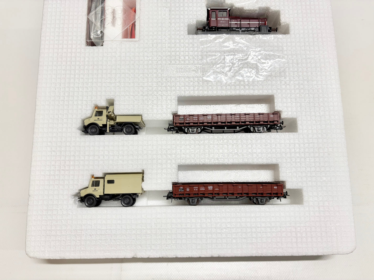 Roco 41066 Zugpackung Bauzug mit Diesellok Köf Br 333 DB DC H0