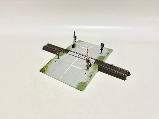 Märklin 74924 Bahnübergang C-Gleis AC H0