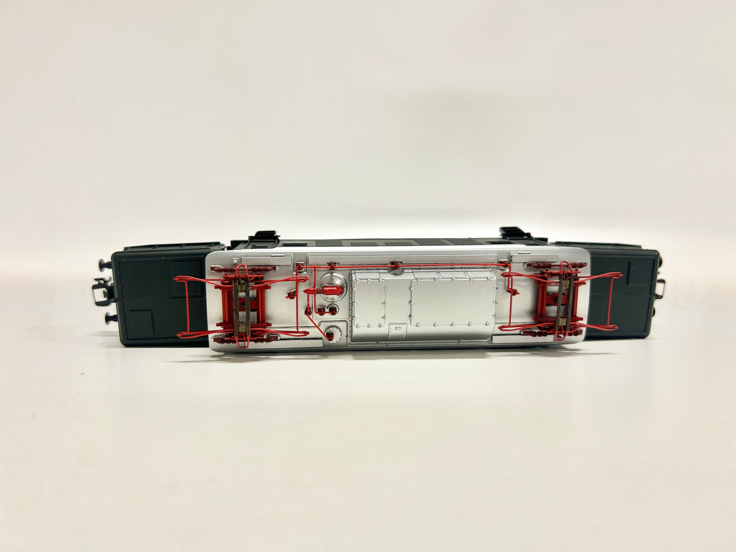 Märklin 37225-01 Digital E-Lok E 94 145 "Deutsches Krokodil" DB AC H0