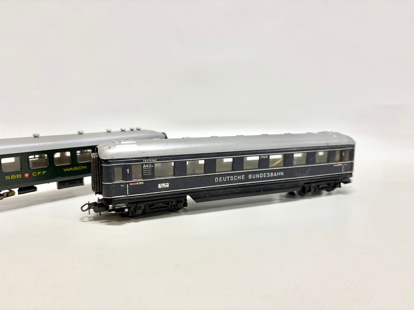 Märklin 348/2 + 346/6 Personenwagen mit Innenbeleuchtung SBB DB AC H0