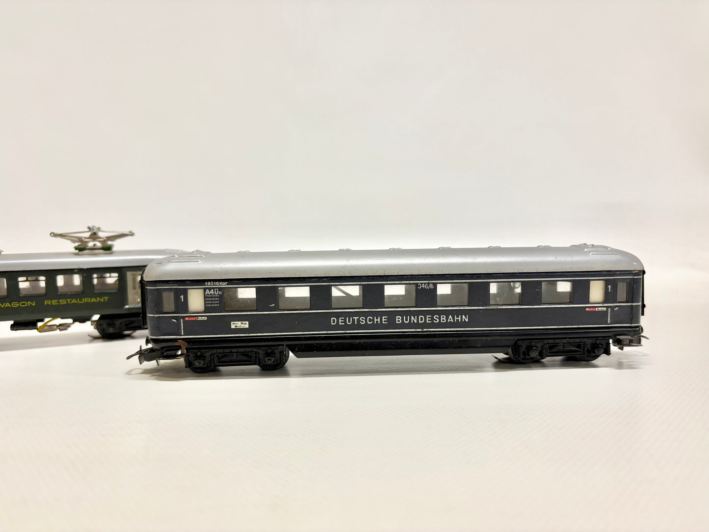 Märklin 348/2 + 346/6 Personenwagen mit Innenbeleuchtung SBB DB AC H0