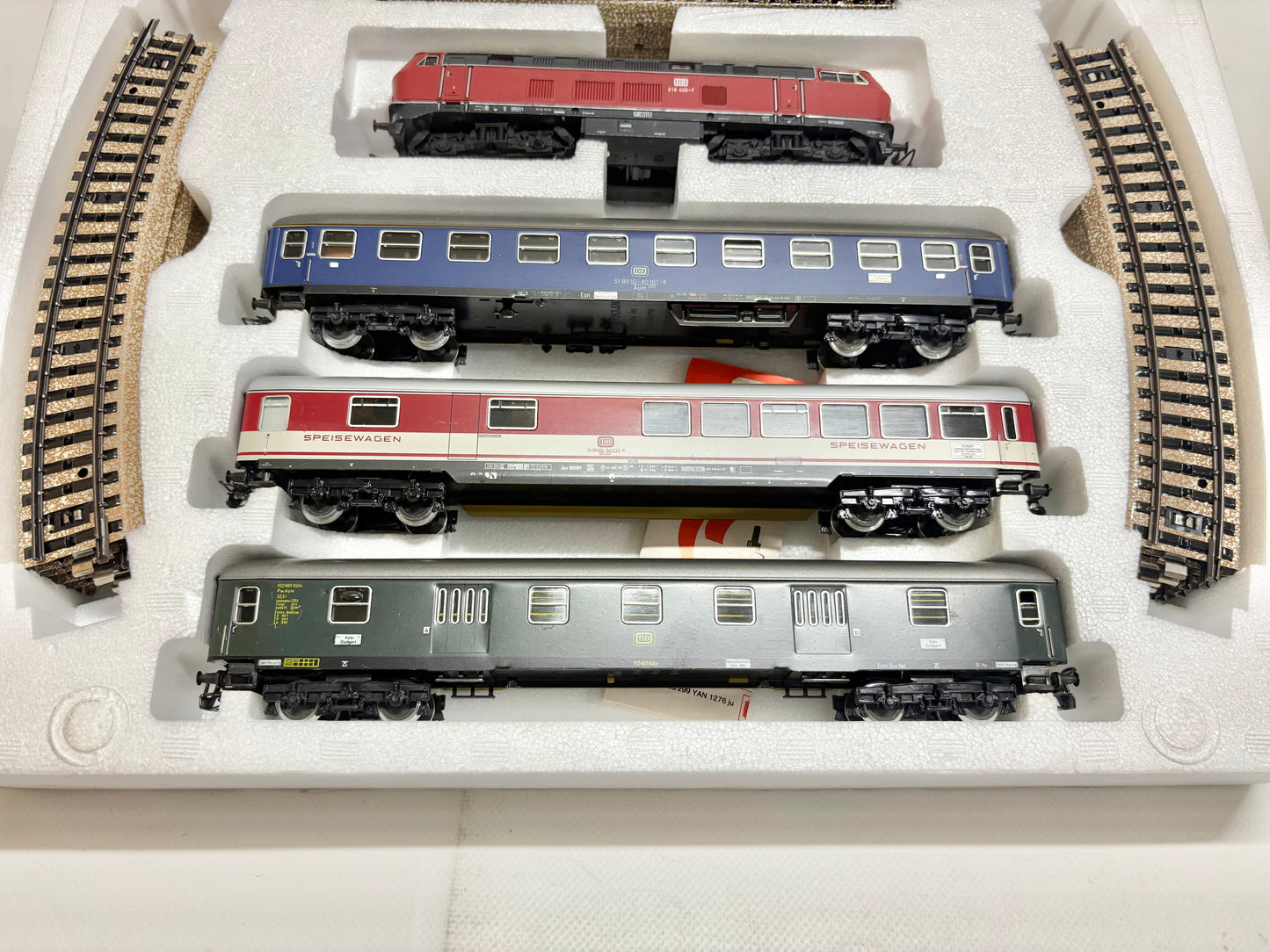 Märklin 3175 Zugpackung D-Zug mit Diesellok Br 216 025-7 DB AC H0